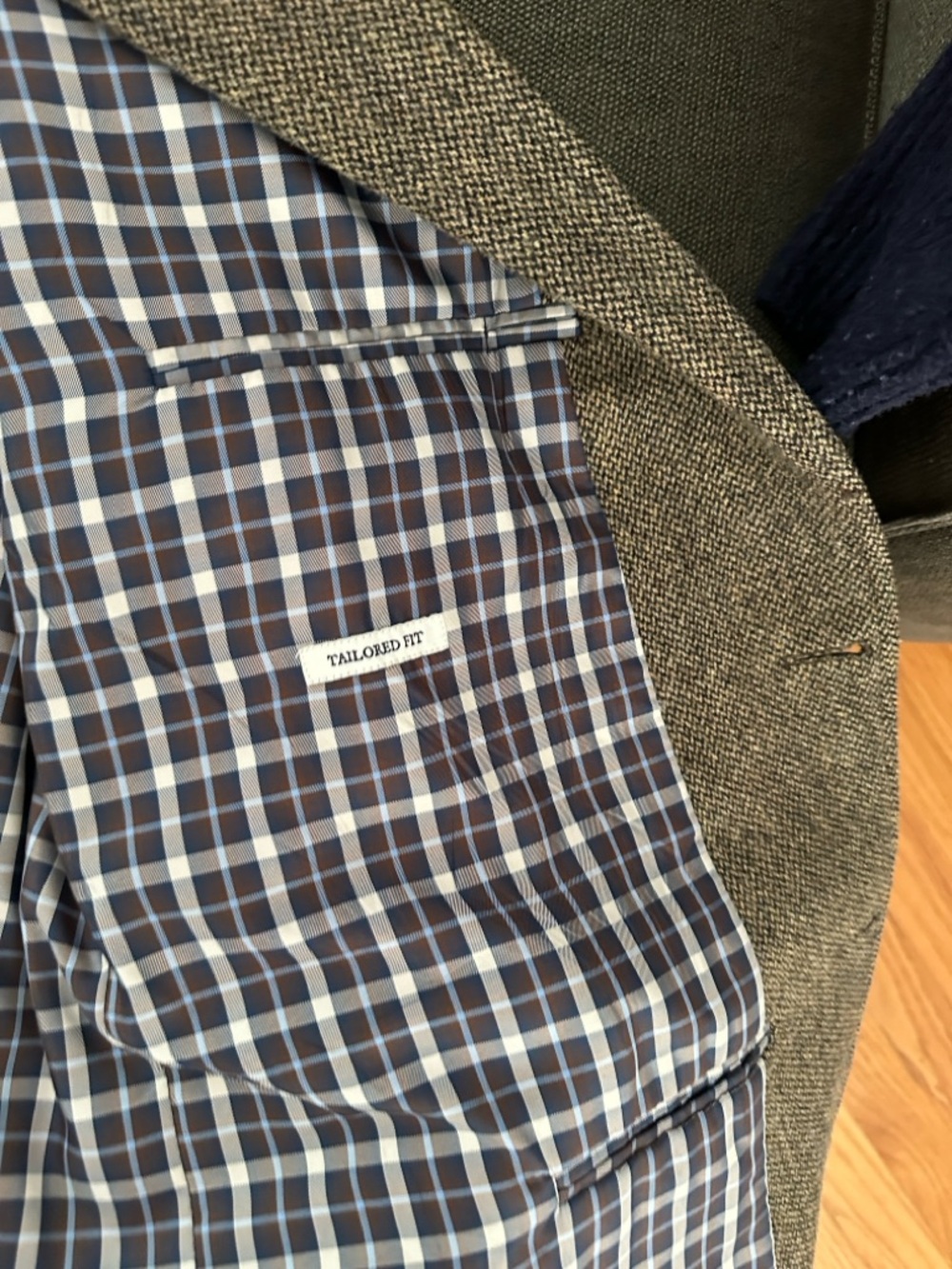 Jos. A. Bank Brown Herringbone Tweed Sport Coat with Tan Elbow Patches - Picture 4 of 11